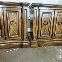 Hand Crafted Grand Villa Nightstands 