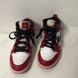Air Jordan 1 Retro High 2015