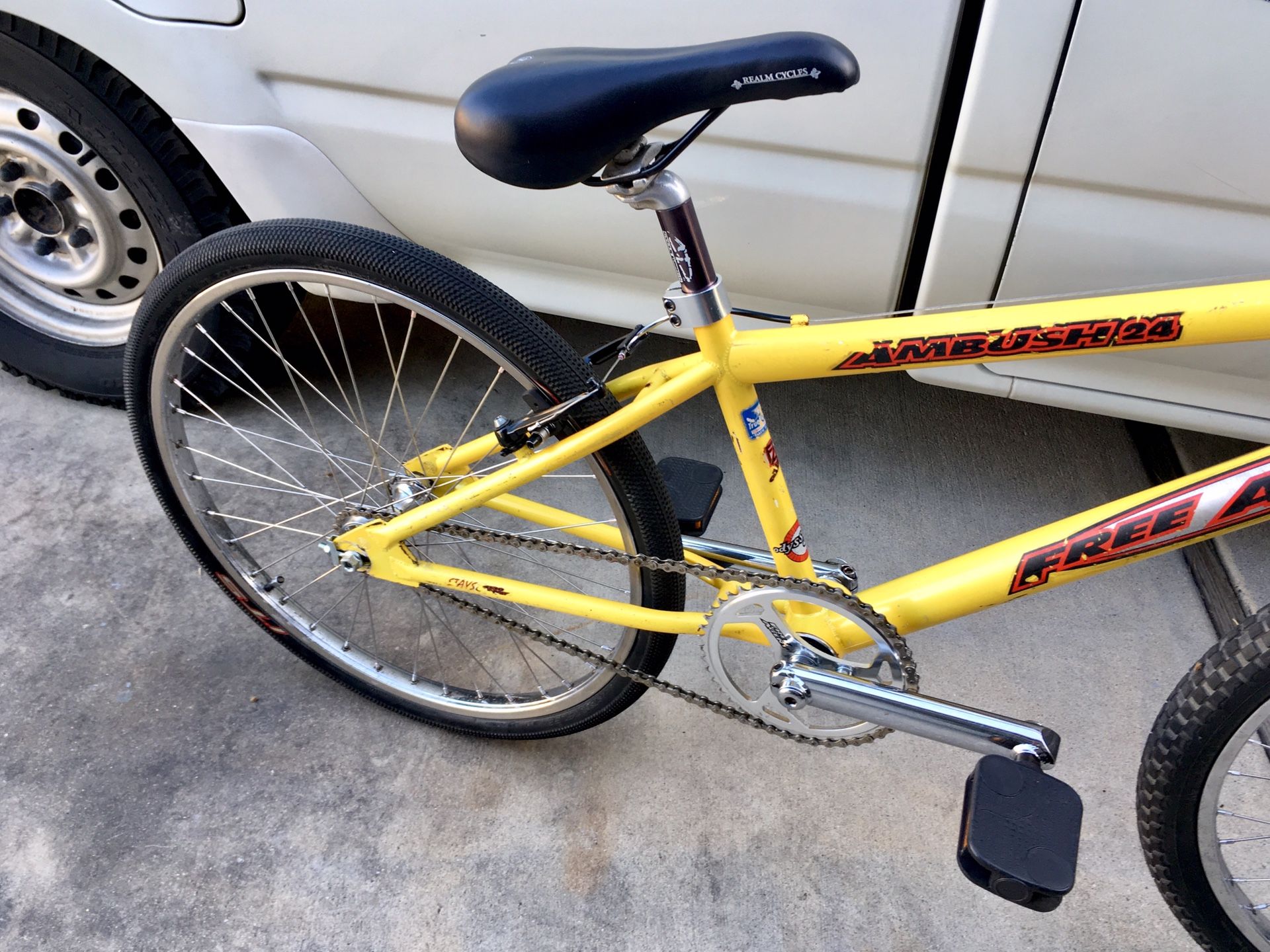 Free agent ambush clearance 24 bmx cruiser