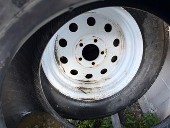 Trailer spare tires 5 lug 6 lug 8 lug message me the size you need and I’ll quote you