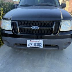 2004 Ford Explorer