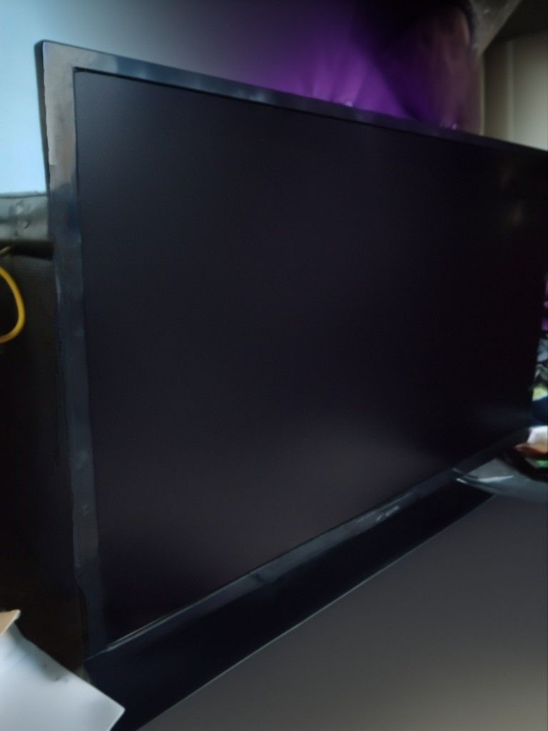 42in Sanyo Tv 50$