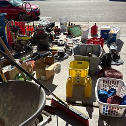 Garage Sale, Las Vegas