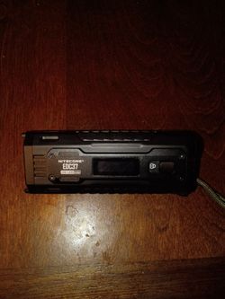 Nitecore edc37 8000 lumen flashlight