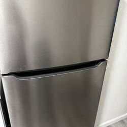FRIGIDAIRE