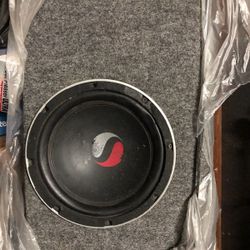 Kicker subwoofers Pair