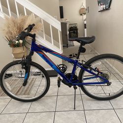 Mongoose Camrock24 Kids Mtb