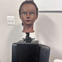 Mannequin Heads and chair stand