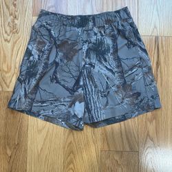 Hollister Camo Shorts, Mens Xs