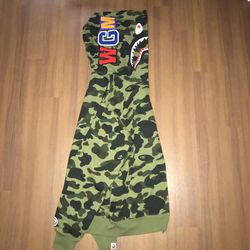 Bape 1st Camo Shark Hoodie Size L XL M and S for Sale in Los
