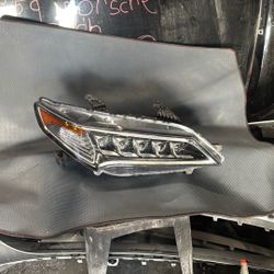 2016. 2018 Acura TLX Right Headlights 