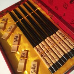 5-Piece Wood Chopstick Gift Set