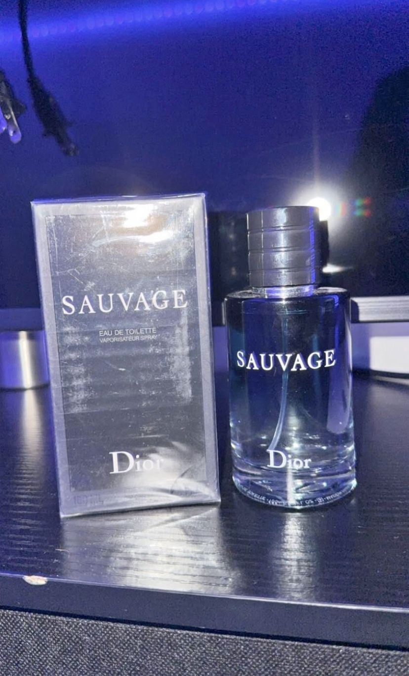 Dior Sauvage Eau De Parfum