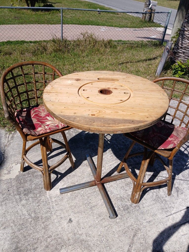 " SPOOL TABLE & RATAN CHAIRS "