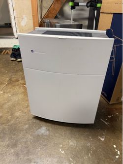 BlueAir 680i Air Purifier