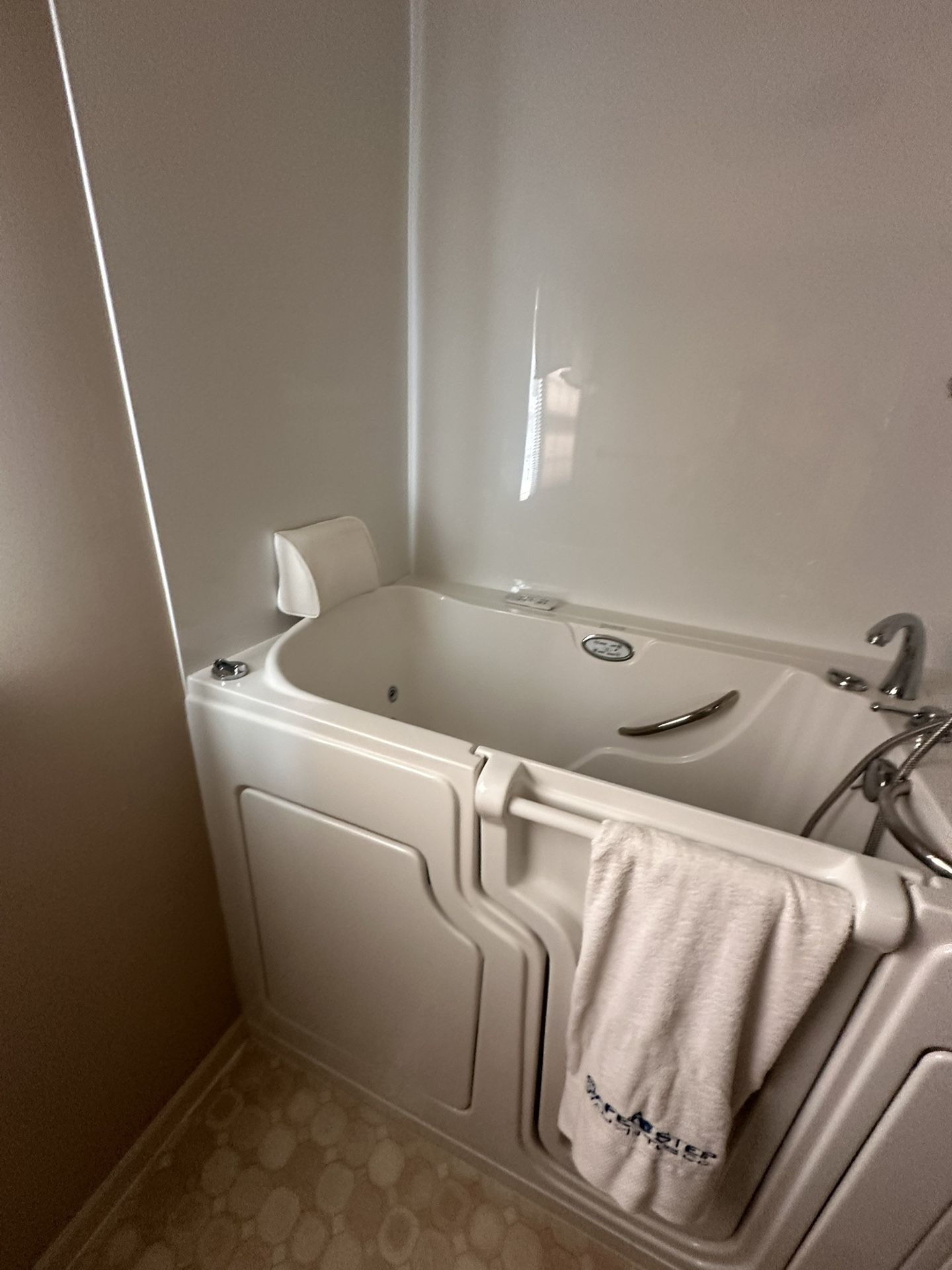 Safe Step Bathtub