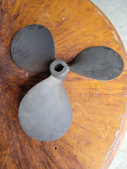 Bronze Inborad Propeller 18"