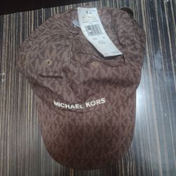 Michael kors hat