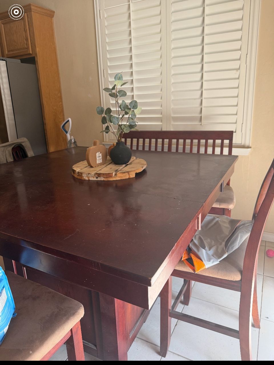 Table And Chairs For 8