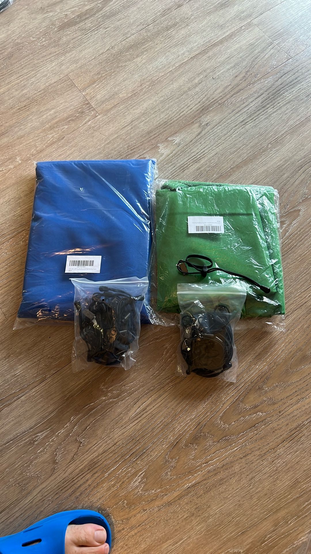 Green Screen And Blue Screen - brand new