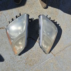 2006 Toyota Prius Headlight Assemblys