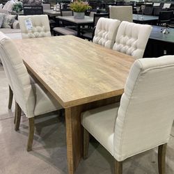 Bigs Furniture Outlet