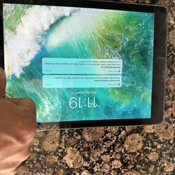 iPad Air 2 $50 OBO 