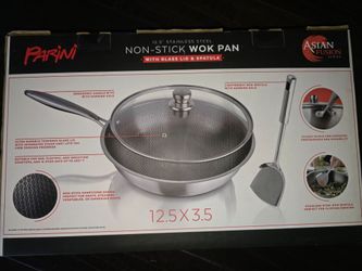 Non-stick Wok pan with glrass lid and spatula