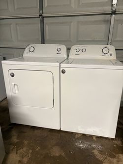 Amana Washer and Dryer Set Electric.