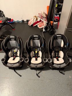 3 Graco Extend2Fit Convertible Car Seats – Bundle or Individual