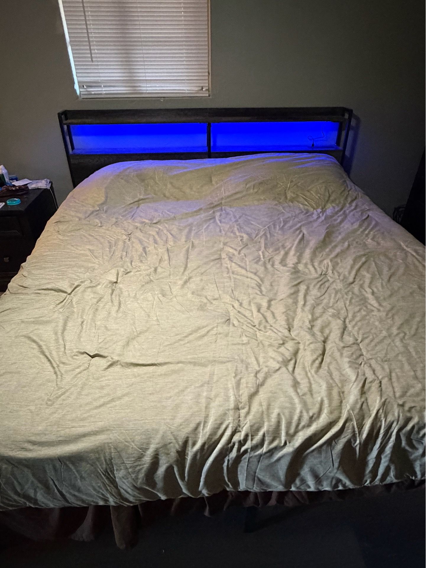 Cal king bed