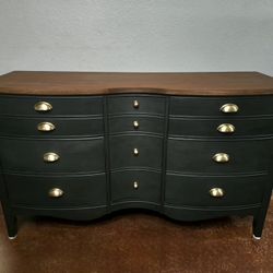 Black Dresser