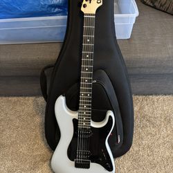 Charvel Pro-Mod So-Cal style 1 hh hardtail electric guitar