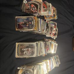 Football and basketball cards 600+ cards