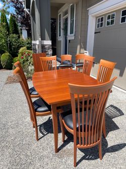 Wooden Dining Table Set with 6 Chairs and 2 Bar Stools