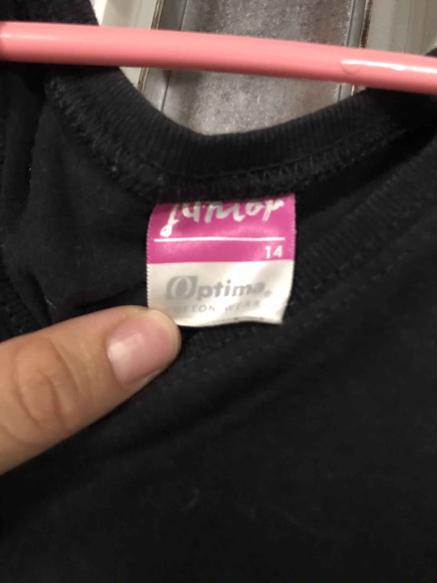 Girl’s t-shirt - 14