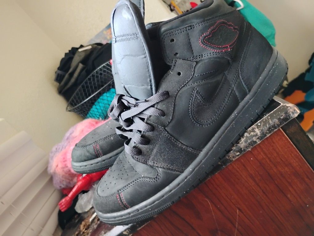 Air Jordan 1 Mid Se Craft Clothing