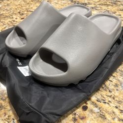 Yeezy Slides