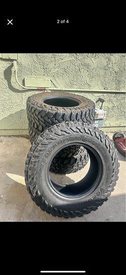 Yokohama Geolander 285/70R17