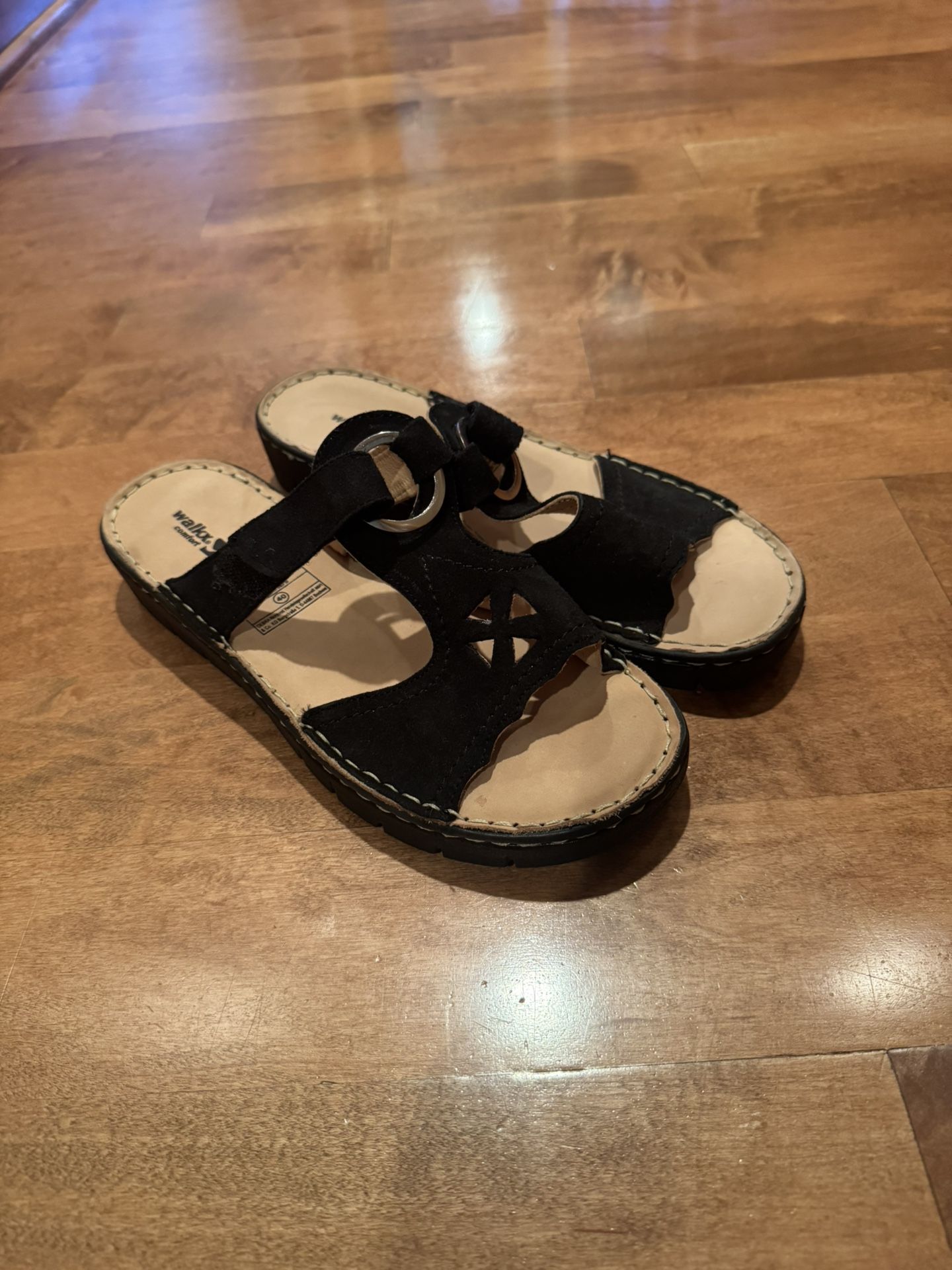 Woman’s Walkx Leather Sandals From Germany Shipping Available 