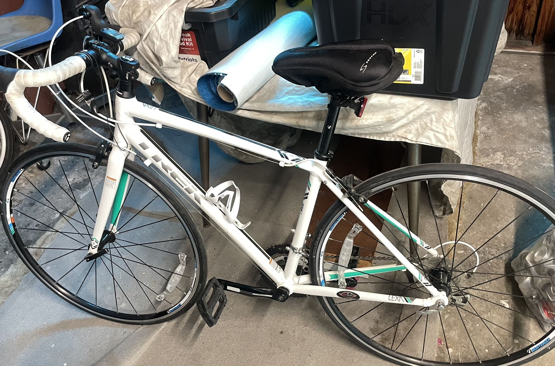 TREK LEXA SL Road Bike for Sale in Huntington Beach, CA - OfferUp