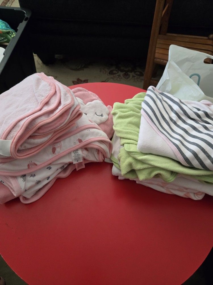 Baby Towels, Wash Cloths, Burp Cloths, Blankets, Ribs, Crib Sheet, And Hangers