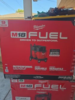 Milwaukee 9 gallon vacuum tool only