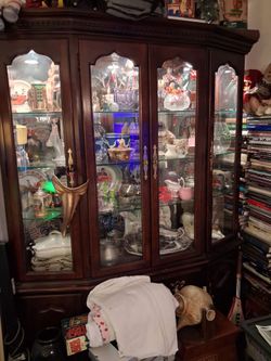 Huge estate sale 75000 sports cards 9000 sports guides 5000 antiques blowout