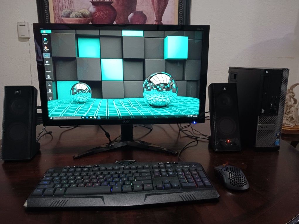 DELL Optiplex 9020 desktop Computer. Windows 10. Intel Core I5. wifi adapter. 1 Tb Hard Drive. vlc DVD Reader. 8 gb Ram. Good Working Con