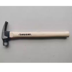 Husky 21 oz. Wood Milled Face with 17.7 in. Hickory Framing Hammer @tools-710