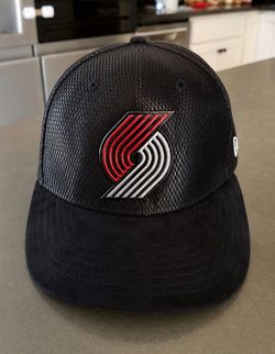 Portland Trail Blazers New Era 59FIFTY Fitted Hat Size 7 NBA Mesh Black Cap