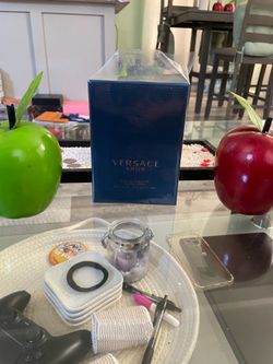 Fragrances singles and sets FOR CHEAP DM FOR PRICE