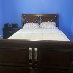 Queen Size Bed And Night Stand 