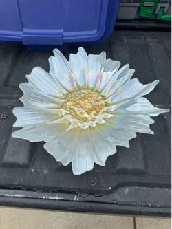 Akcam Turkish art glass bowl features an iridescent white finish with a textured, golden-hued center.